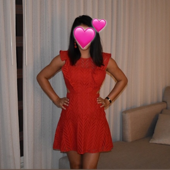 Beautiful red Bardot dress - Picture 4 of 4